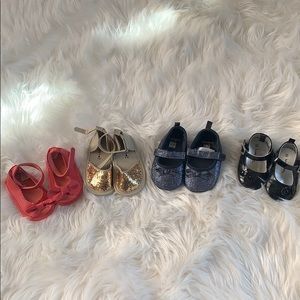 Girl baby shoes lot